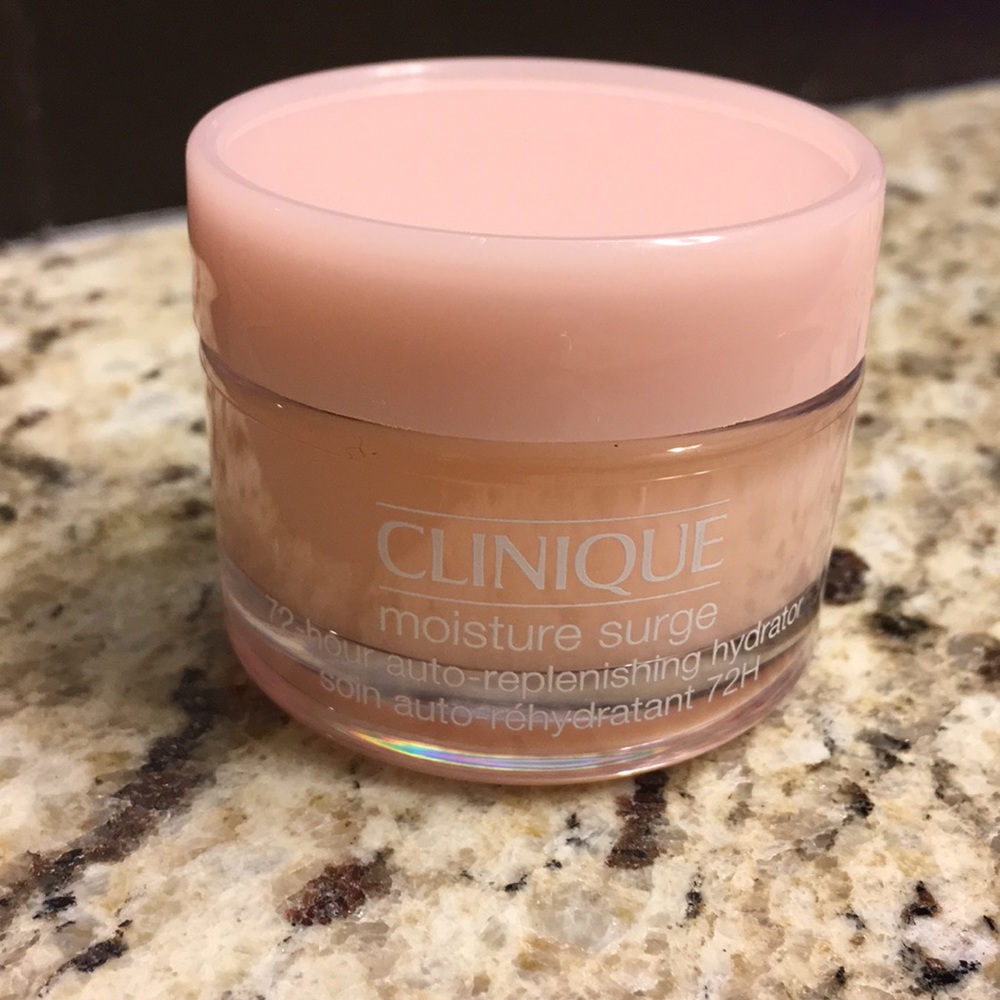 Clinique Moisture Surge